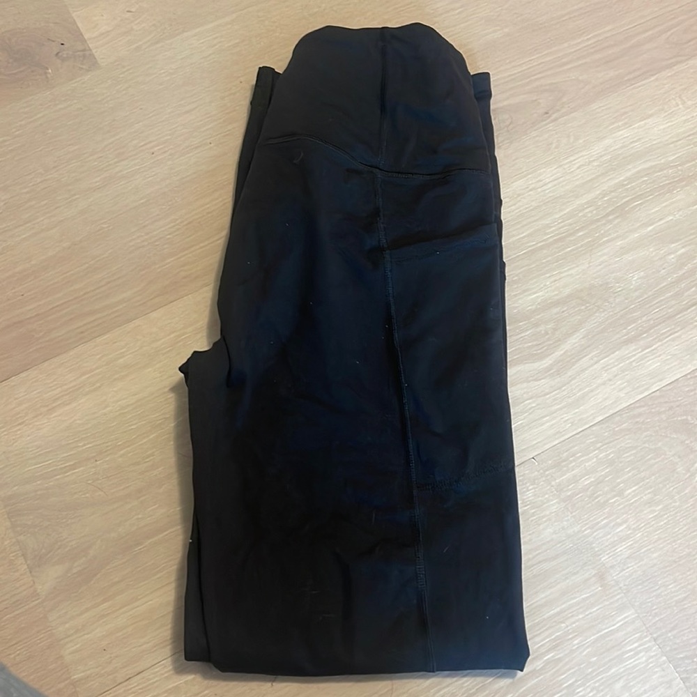 Victoria’s Secret leggings with pocket